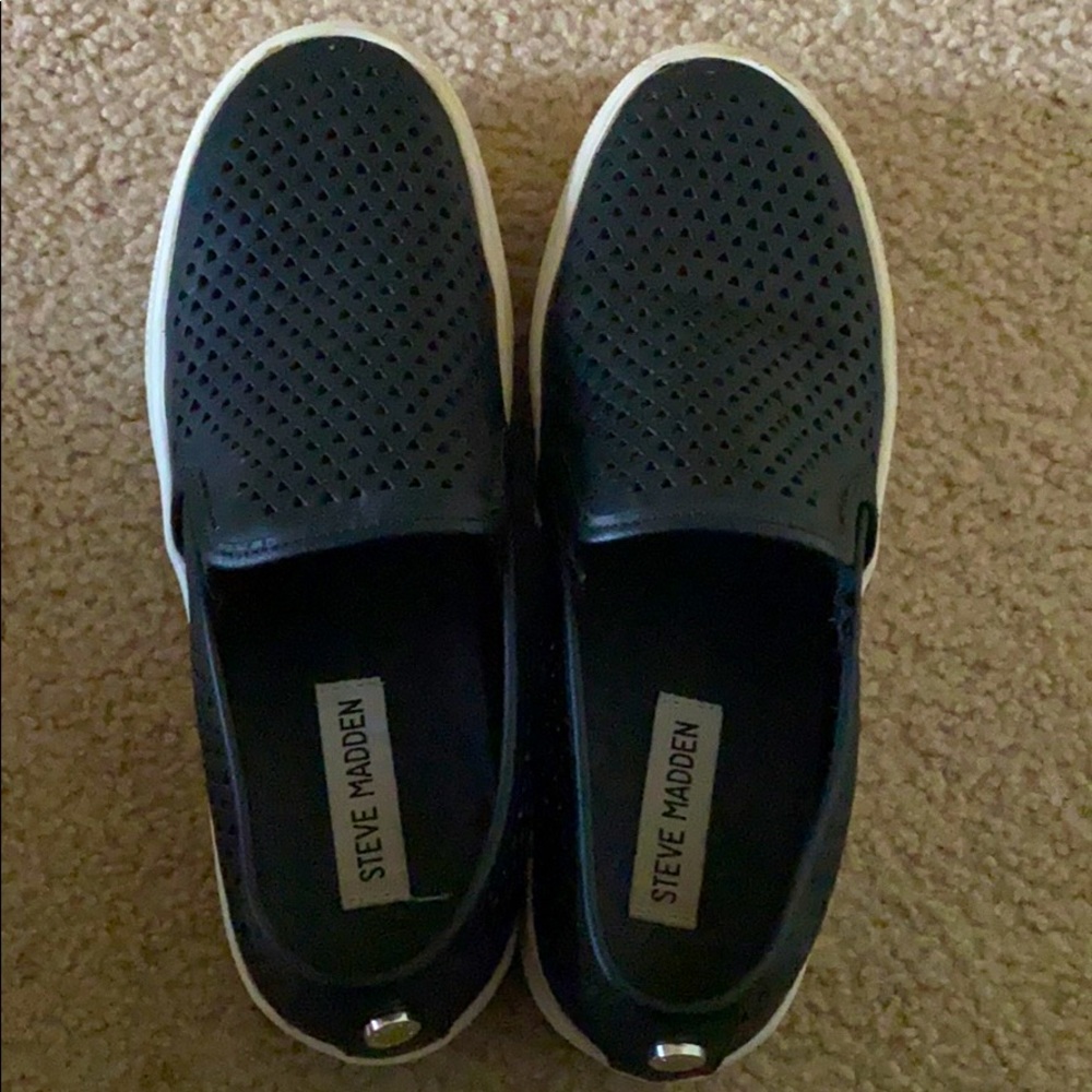 Steve Madden Black Platform Shoes